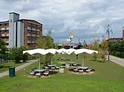 Armenian picnic tables